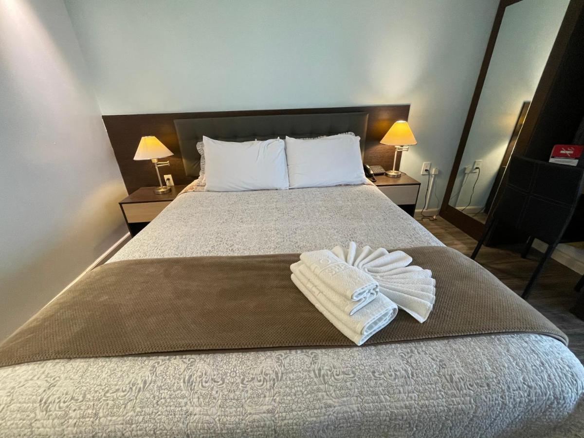 Hotel Shalom Riobamba Bagian luar foto