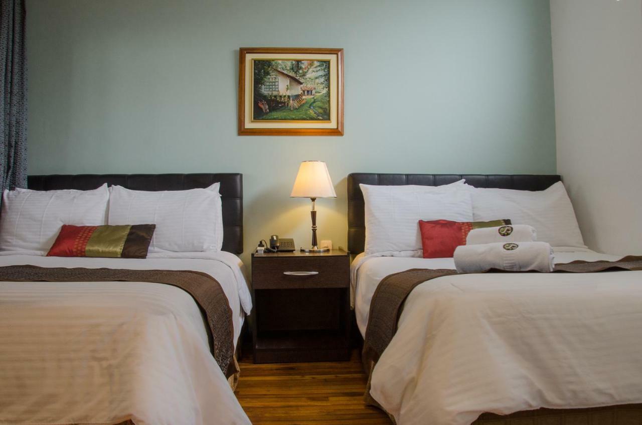 Hotel Shalom Riobamba Bagian luar foto