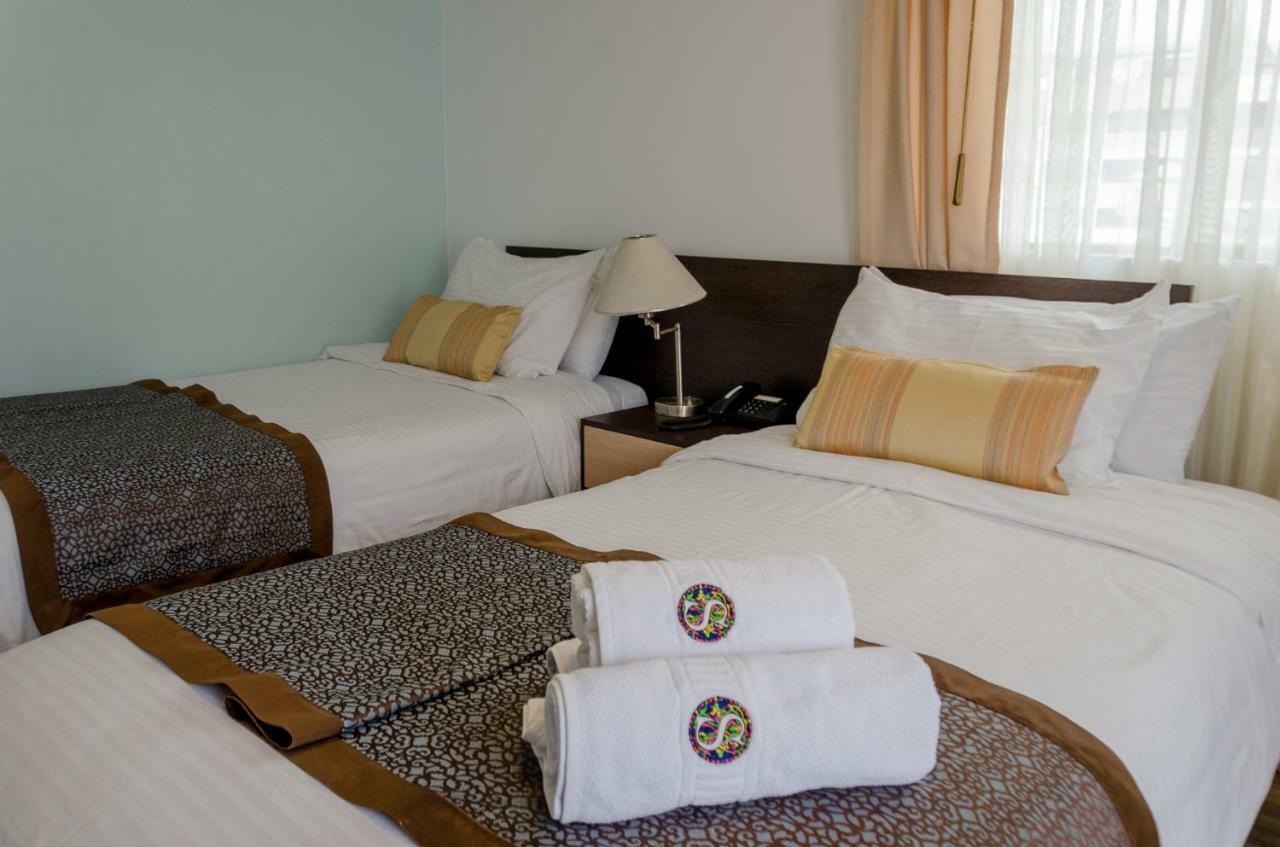 Hotel Shalom Riobamba Bagian luar foto