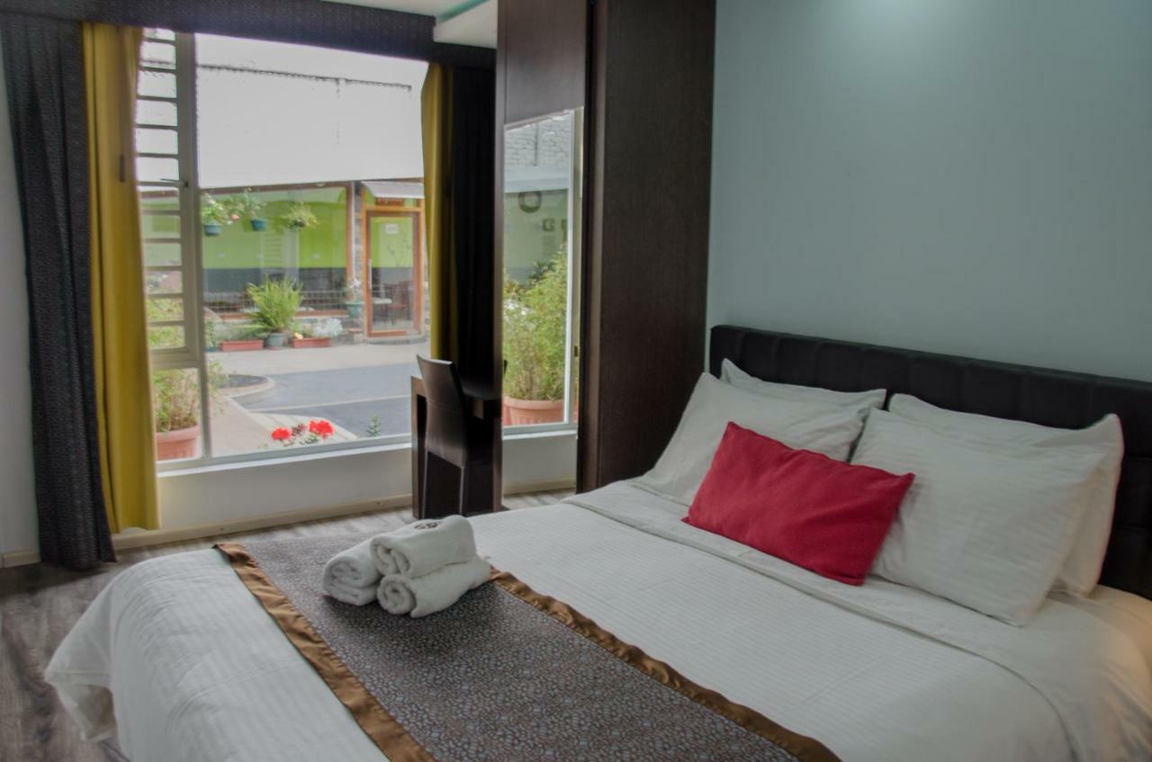 Hotel Shalom Riobamba Bagian luar foto