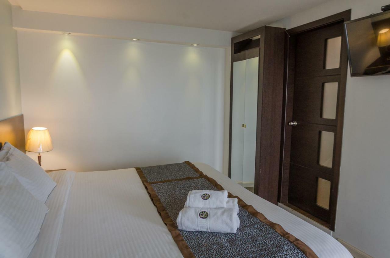 Hotel Shalom Riobamba Bagian luar foto